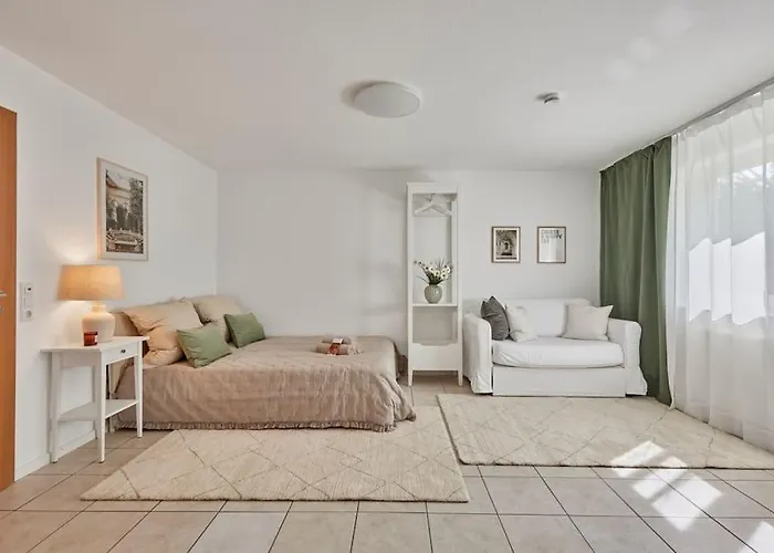 Mona - Idyllisches Oertchen *